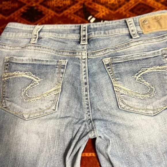 Silver Jeans Suki Boot Cut in Classic Blue - Picture 6 of 8